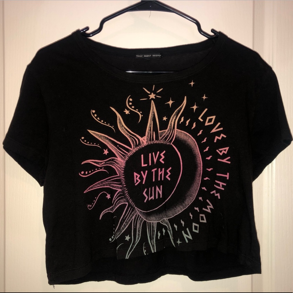 Black crop top